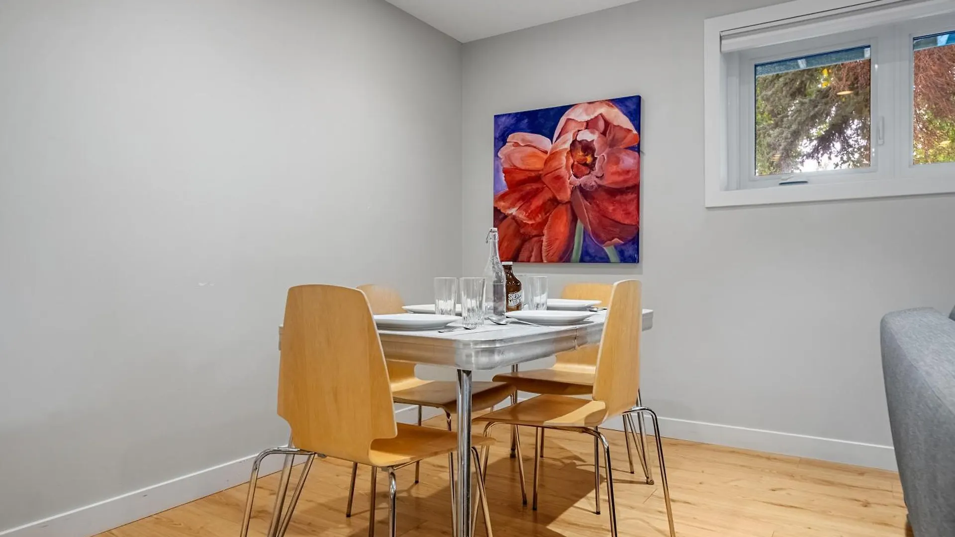 Apartment Cozy And Welcoming 2Br Basement Suite In The Heart Of YYC Kanada